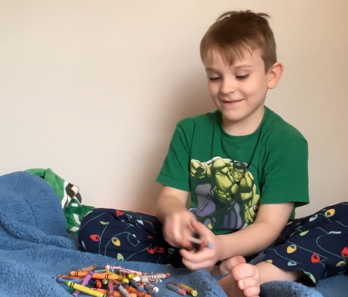 Most Crayons Held In One Hand