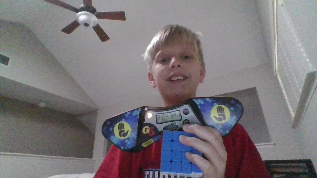 Fastest Time to Solve a 4X4 Rubik's Cube