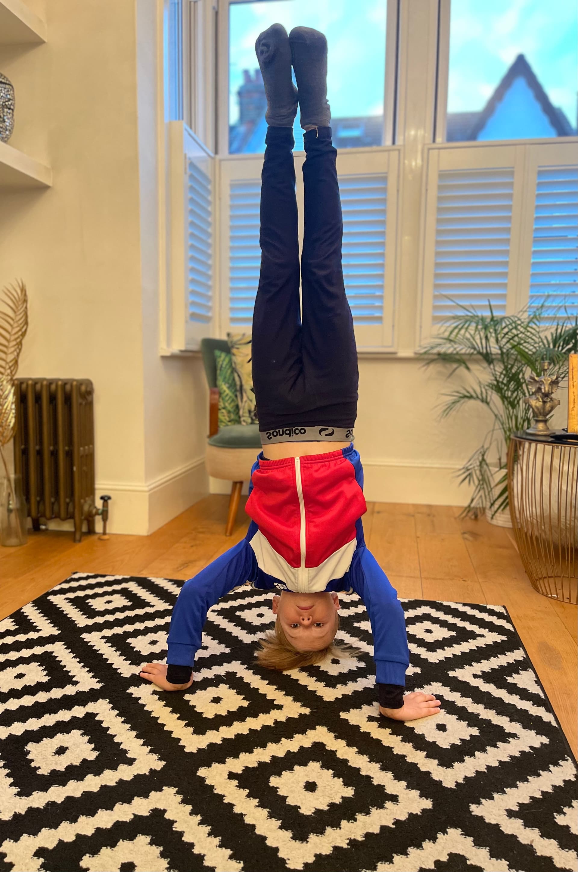 Longest Headstand