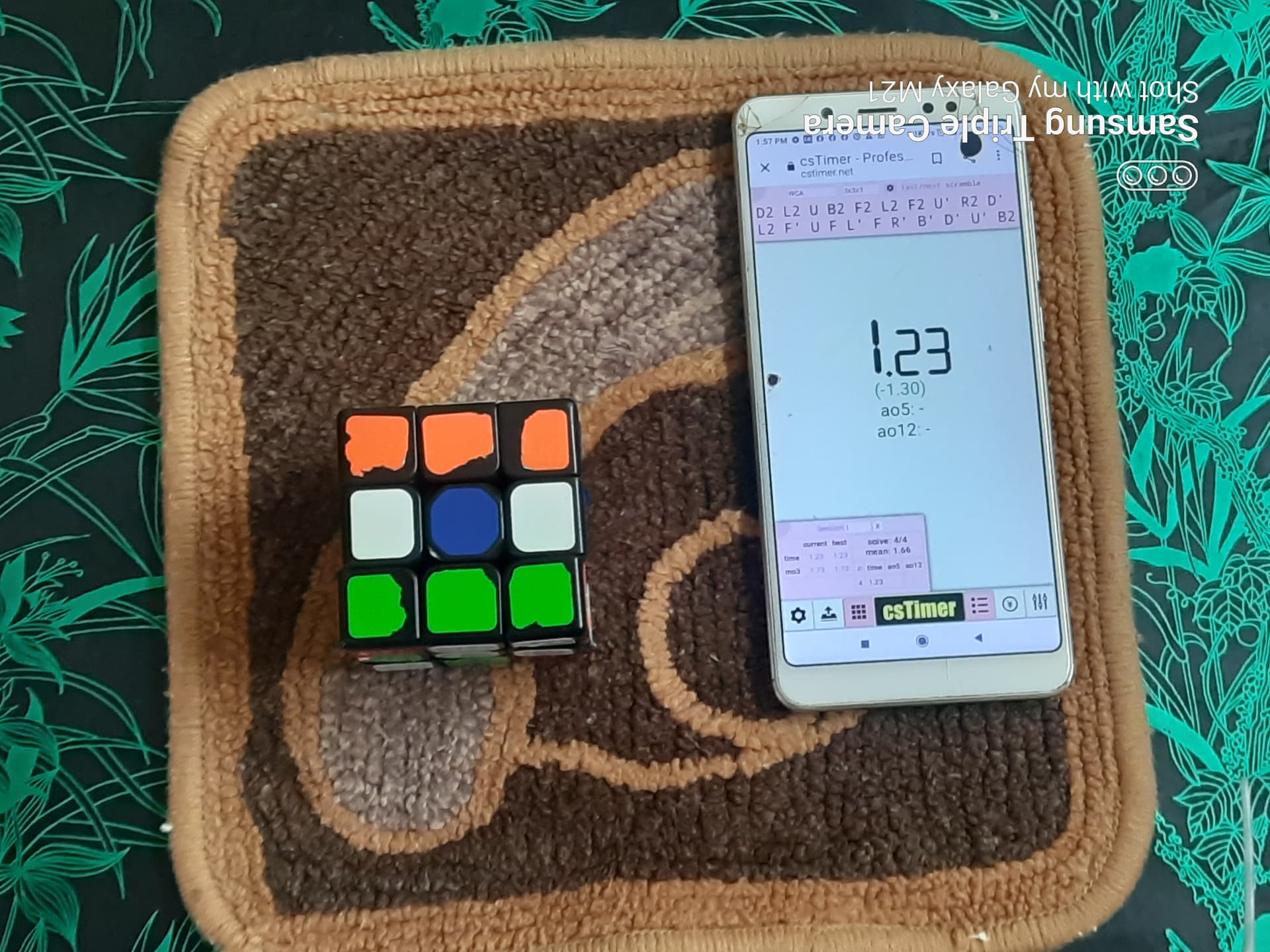 Fastest Time to Make a Indian Flag on a Rubik's Cube