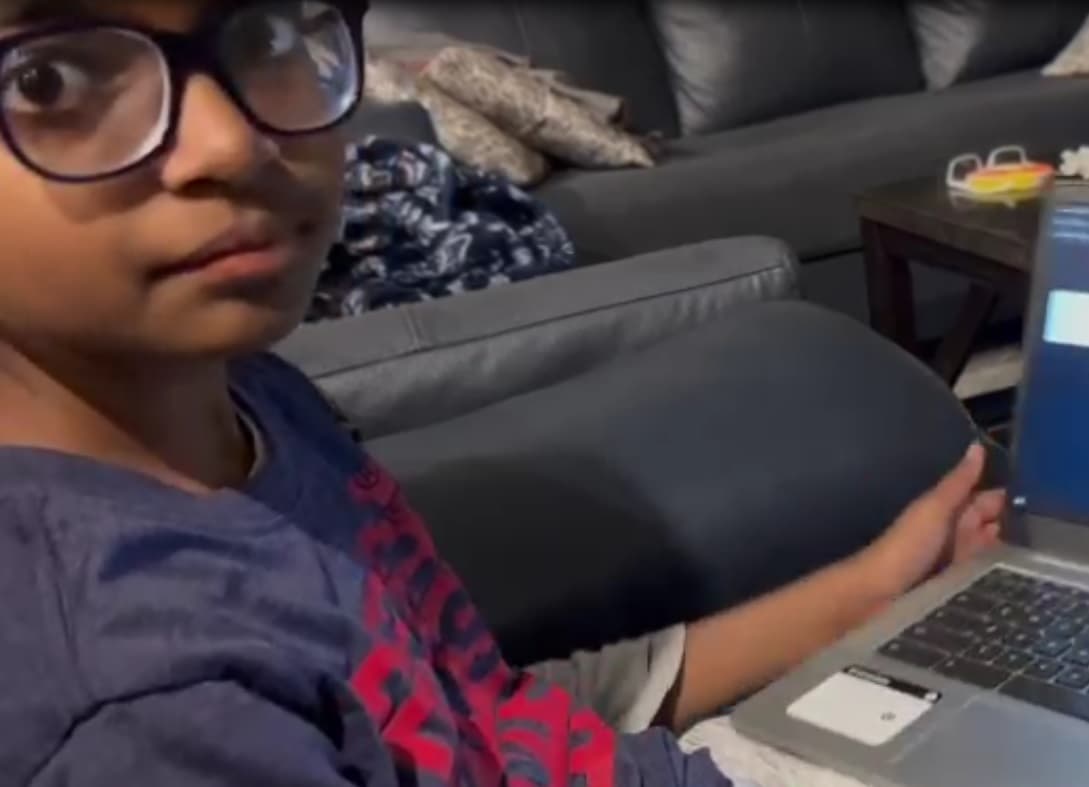 Fastest Typing of the Alphabet