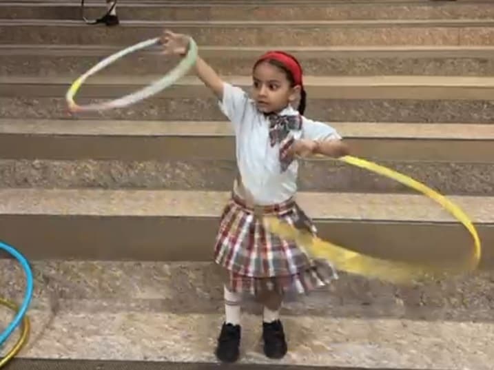 Longest Time Hula Hooping with One Hoop on the Arm and Waist